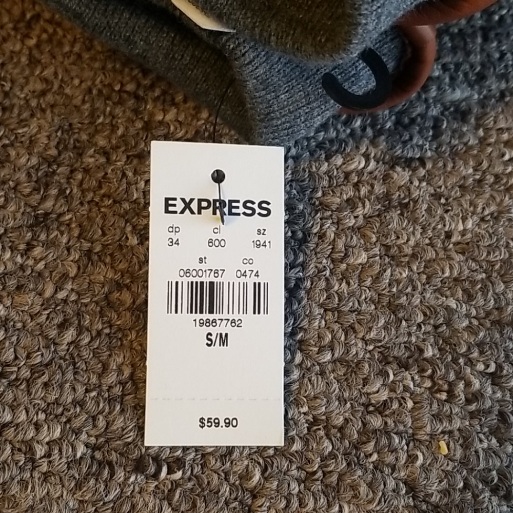 Express Touchscreen Compatible Gloves - Picture 4 of 4